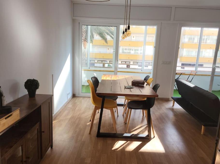 רוזס Superbe Apartement En Residence Avec Piscine מראה חיצוני תמונה