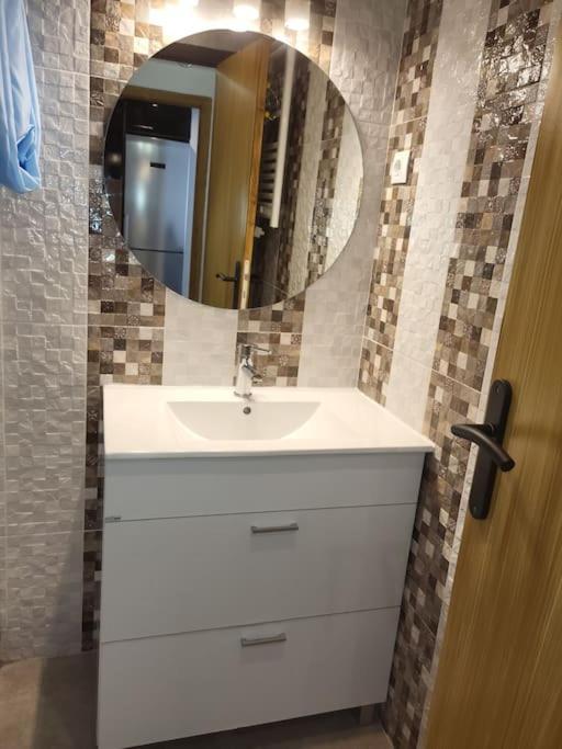 רוזס Superbe Apartement En Residence Avec Piscine מראה חיצוני תמונה