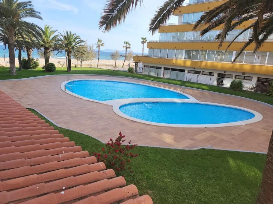 רוזס Superbe Apartement En Residence Avec Piscine מראה חיצוני תמונה